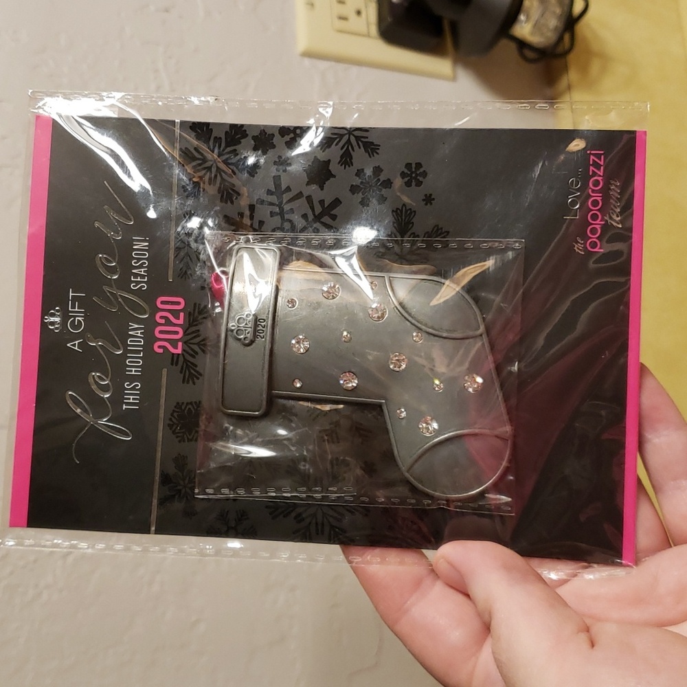 Paparazzi Christmas 2020 Ornament